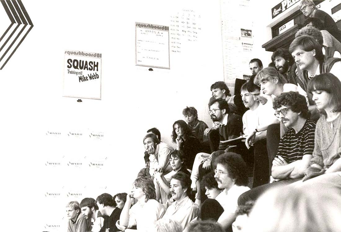 Volle Tribüne beim Squash Renault-Cup 1984