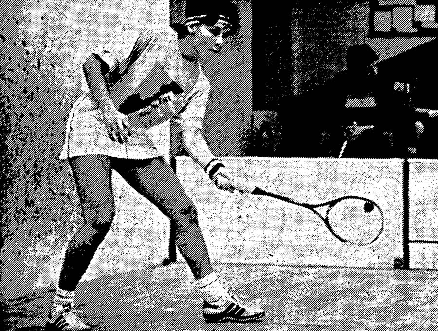 Auch für Frauen ist Squash eine beliebte Sportart, da Kraft zweitrangig ist. Auch für Frauen ist Squash eine beliebte Sportart, da Kraft zweitrangig ist.