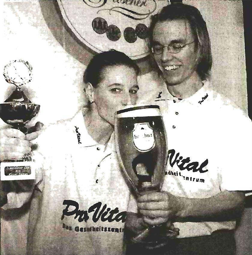 Die amtierenden Stadtmeister Markus Knäpper und Tanja Scheer wechseln vom Squashboard zum SQCM Die amtierenden Stadtmeister Markus Knäpper und Tanja Scheer wechseln vom Squashboard zum SQCM